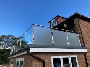 glass balustrade for kent homes outside 