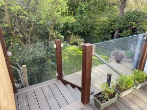 outdoor glass stairs for gardens 