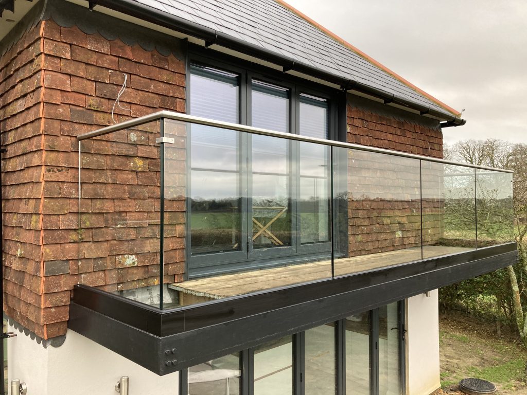 glass balustrades rochester