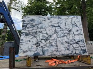 quartzite slabs 